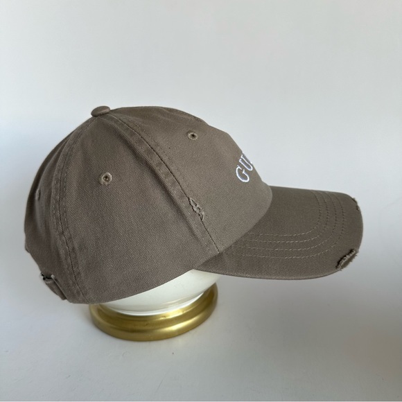 Guess Women’s Baseball Hat StrapBack Beige - Picture 6 of 12